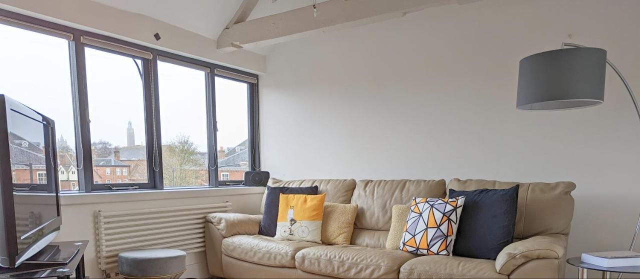 Contractor And Family Friendly Grade II Townhouse- 3 Bedrooms- Free Parking 诺里奇 外观 照片