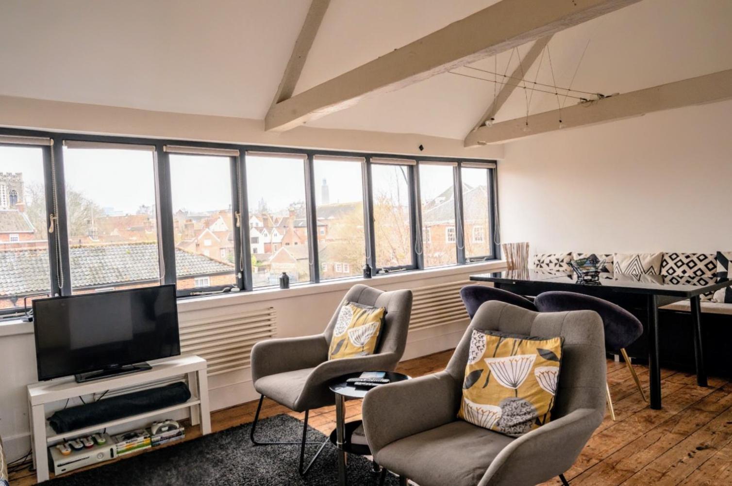 Contractor And Family Friendly Grade II Townhouse- 3 Bedrooms- Free Parking 诺里奇 外观 照片